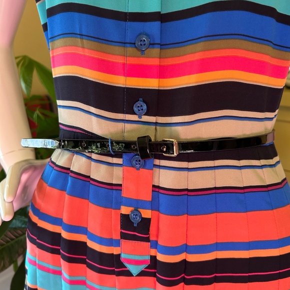 Calvin Klein Button Front Sleeveless Pleated Dress - Picture 9 of 10